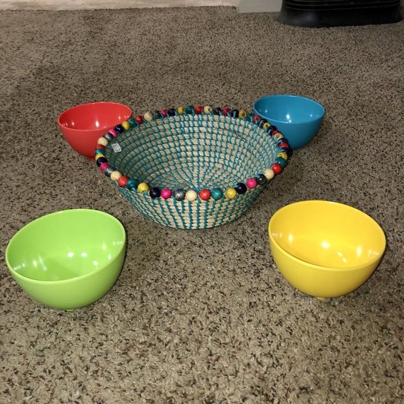 Chips and Salsa Set Used Colorful Woven Melamine - Picture 11 of 16